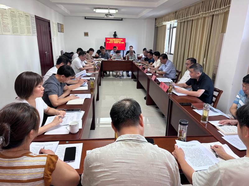 县人大机关开展干部职工集中学习暨第三十四期“活力人大·先锋讲堂”活动